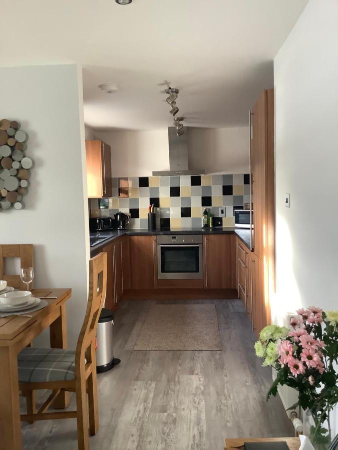 37 Farraline Court, City Centre Apartment Инвернесс Экстерьер фото