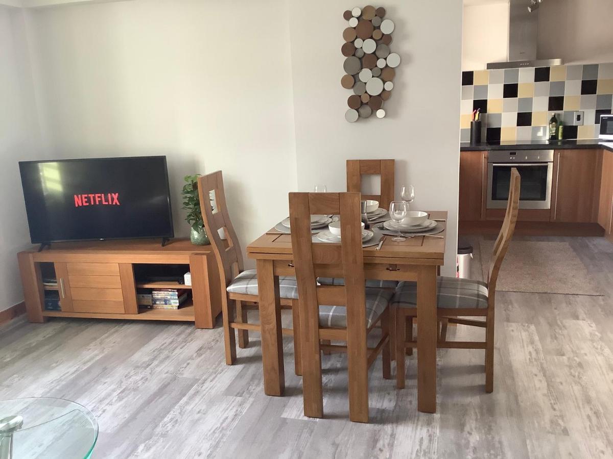 37 Farraline Court, City Centre Apartment Инвернесс Экстерьер фото