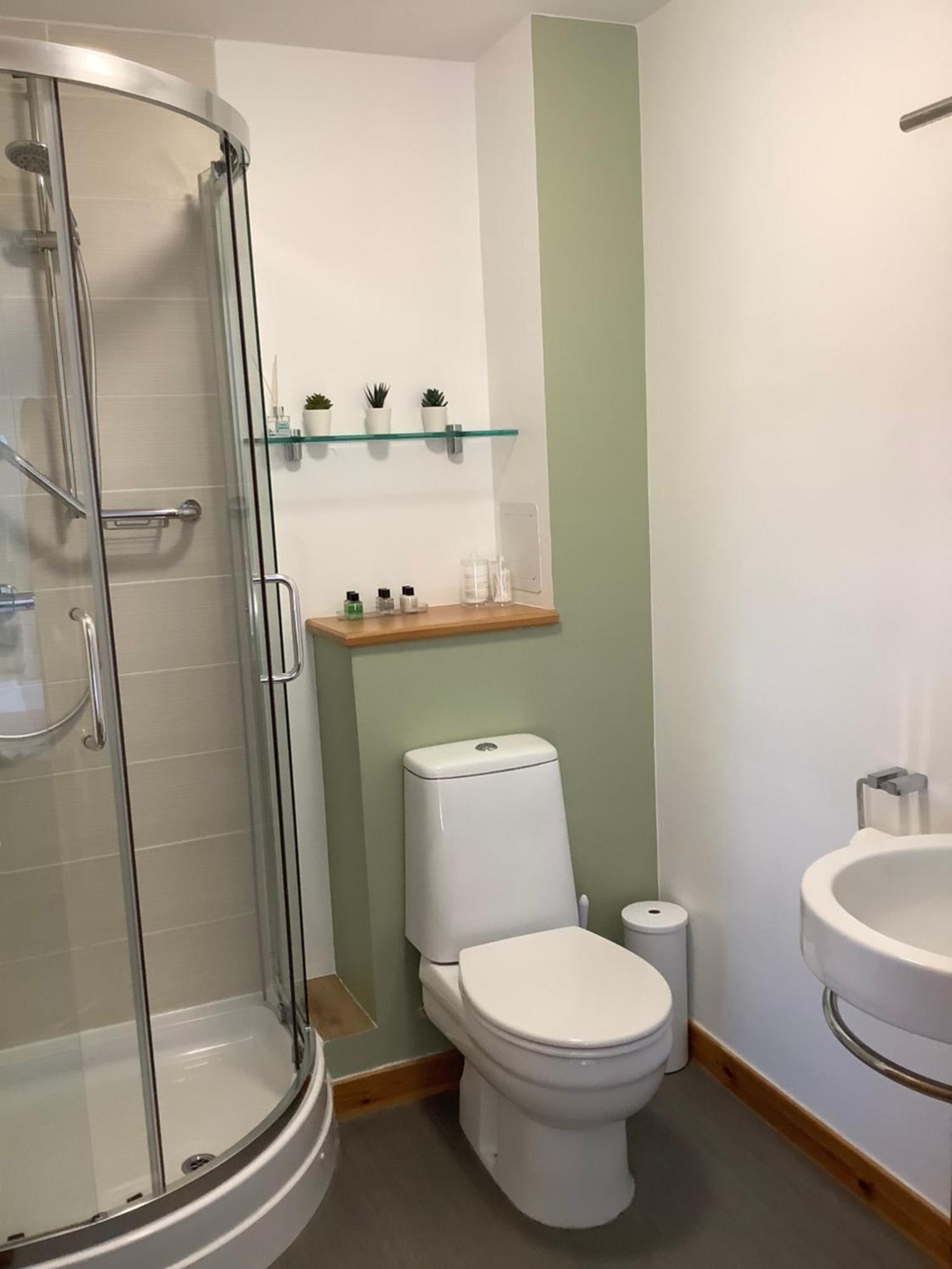 37 Farraline Court, City Centre Apartment Инвернесс Экстерьер фото